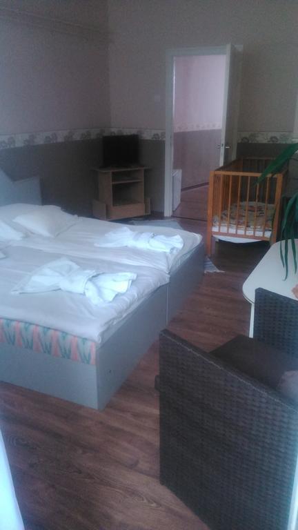 Hotel Dombóvár 部屋 写真