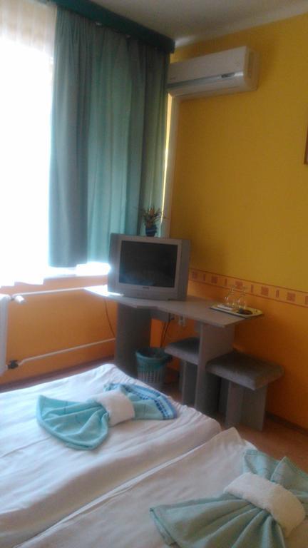 Hotel Dombóvár 部屋 写真